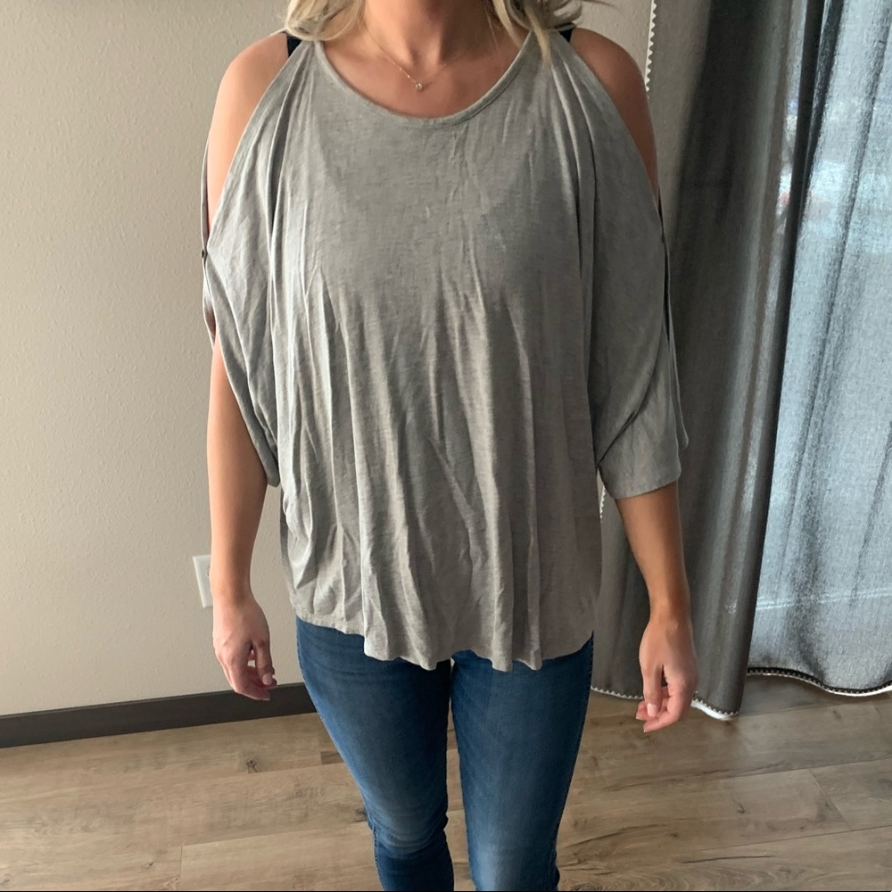 Open shoulder top